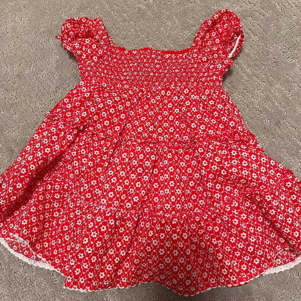 Red & white flower toddler girl dress w/ diaper cover,12-18m. In great condition